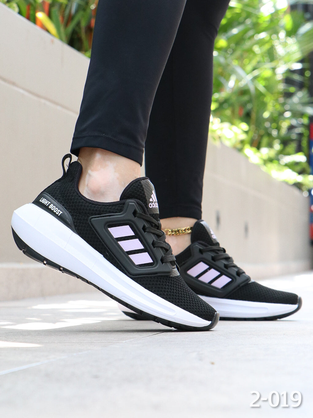 Adidas Ligth Boost D