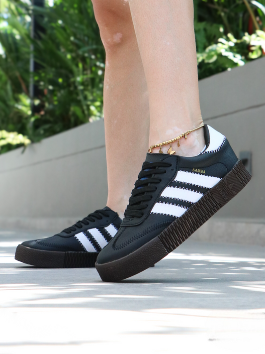 Adidas Samba SV