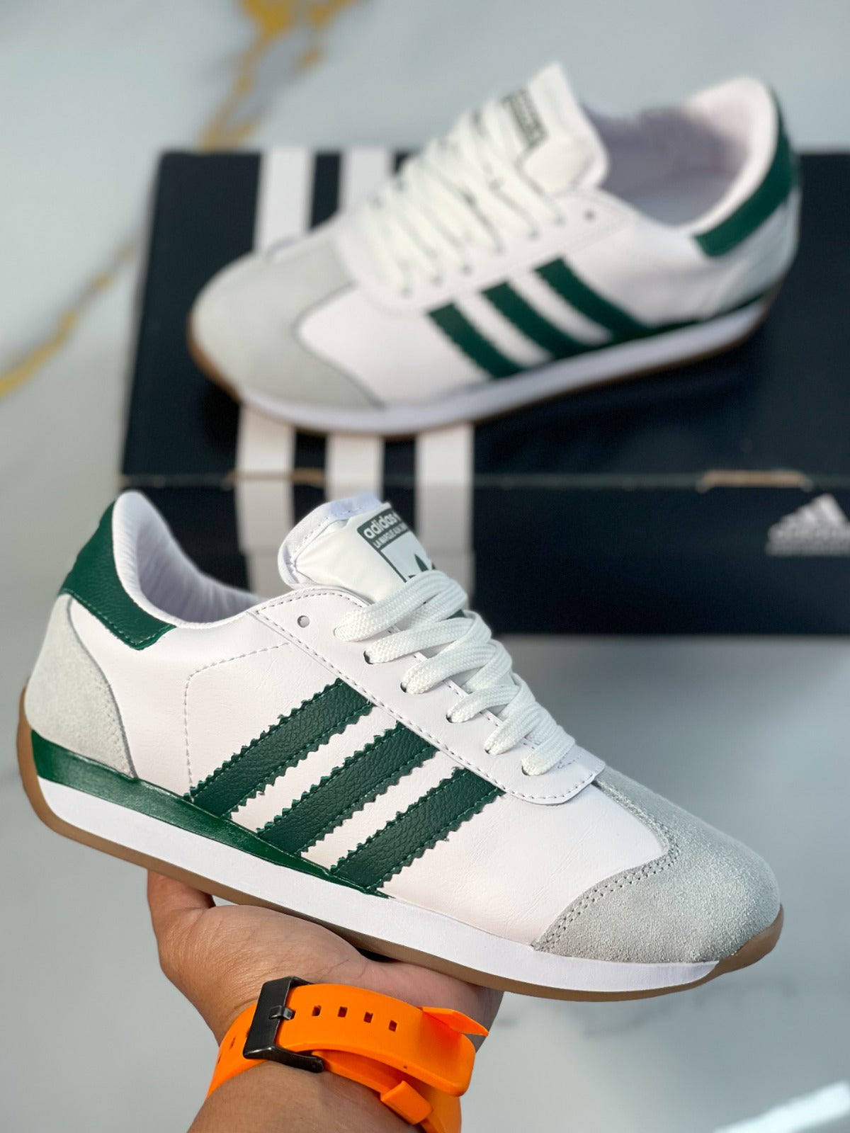 Adidas Country